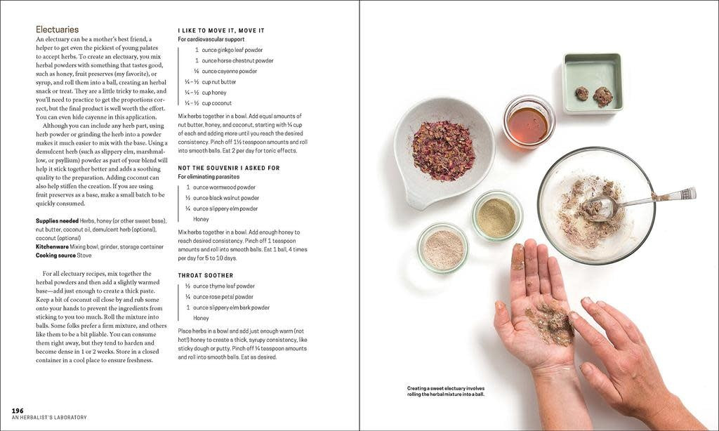The Herbal Apothecary: 100 Medicinal Herbs and How to Use Them - JJ Pursell